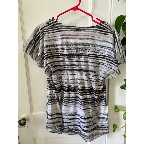 Energe World Wear women’s size medium blouse - Picture 7 of 8